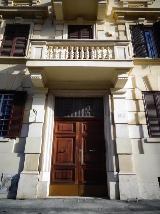 ホテル Bella Italia Mazzini ローマ エクステリア 写真